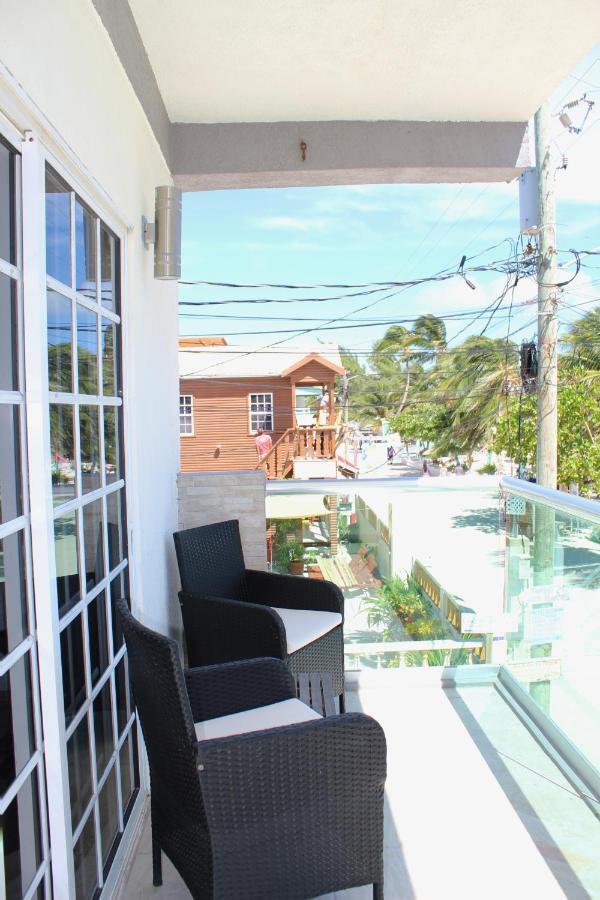 Barefoot Caye Caulker Hotel Екстер'єр фото