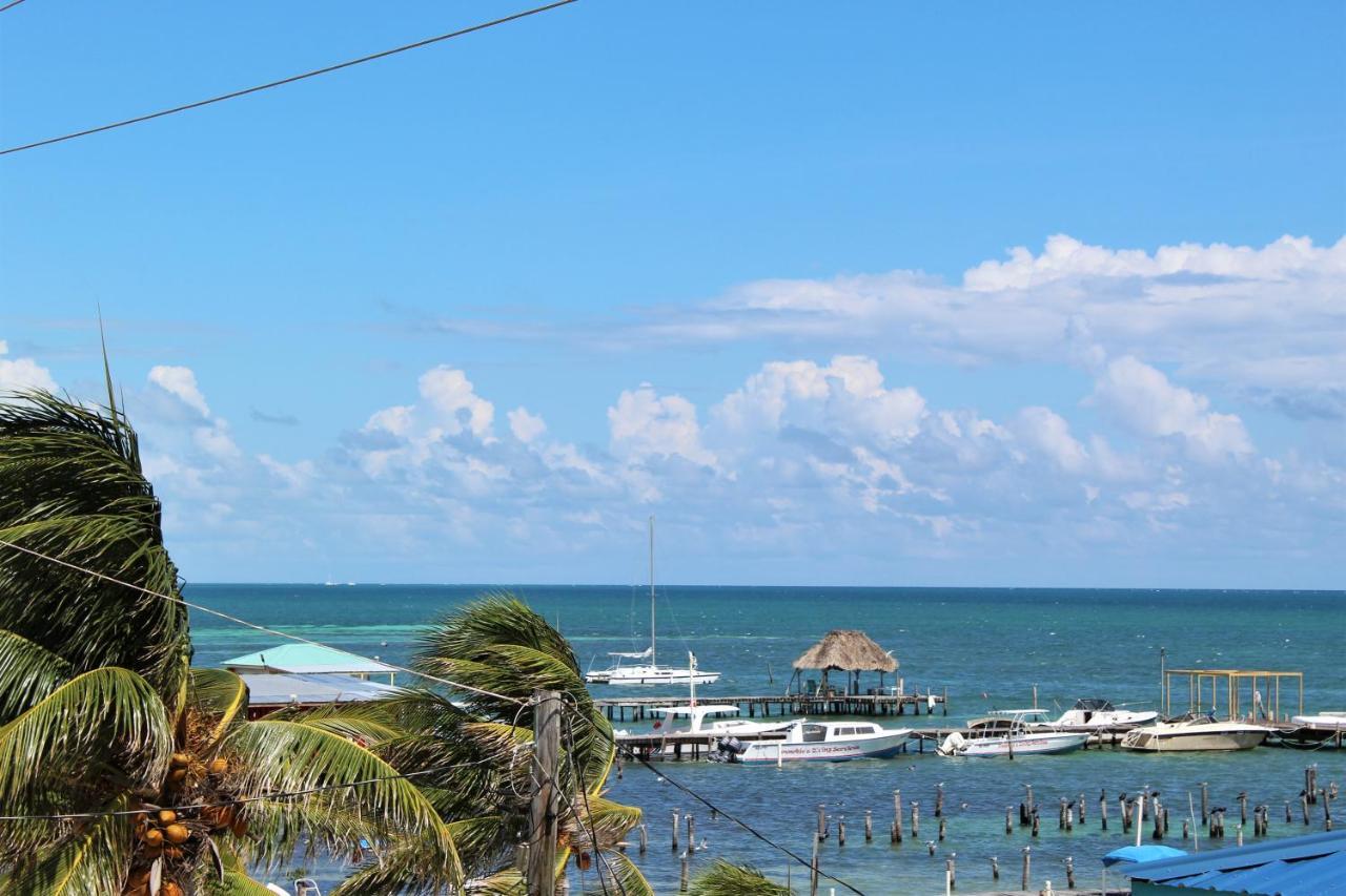 Barefoot Caye Caulker Hotel Екстер'єр фото