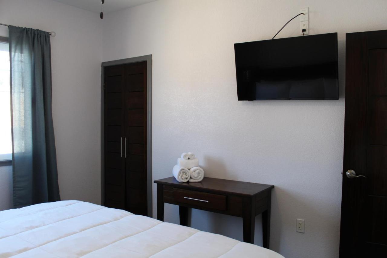 Barefoot Caye Caulker Hotel Екстер'єр фото